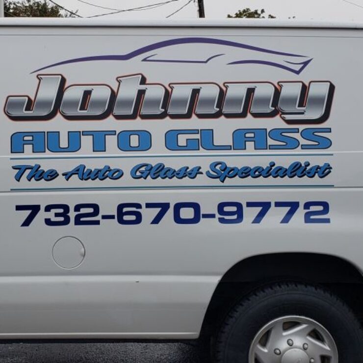 Auto Glass van lettering
